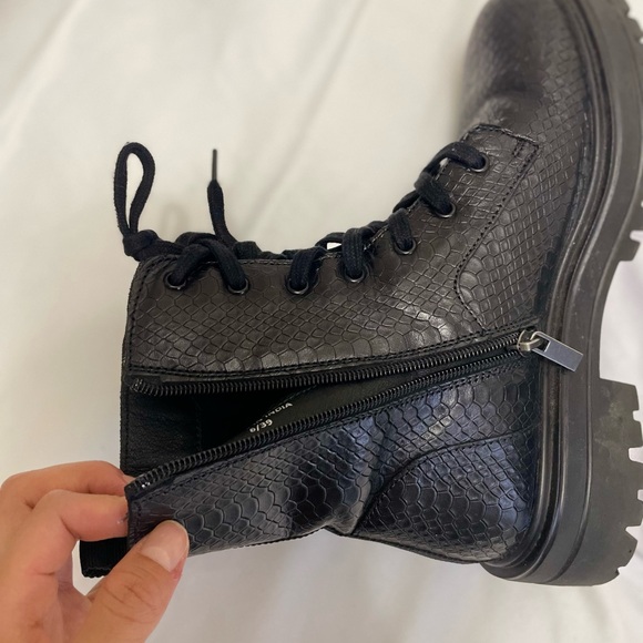 Rule London Leather Chunky Lace Up Boots Size 8 - Picture 6 of 11